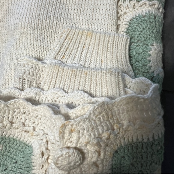 a&m collection vintage sweater Granny Square Vibe Stains Womens Size Medium - Picture 13 of 13